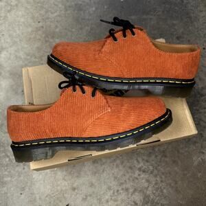 Dr. Martens Dutchess Corduroy Rust Tan